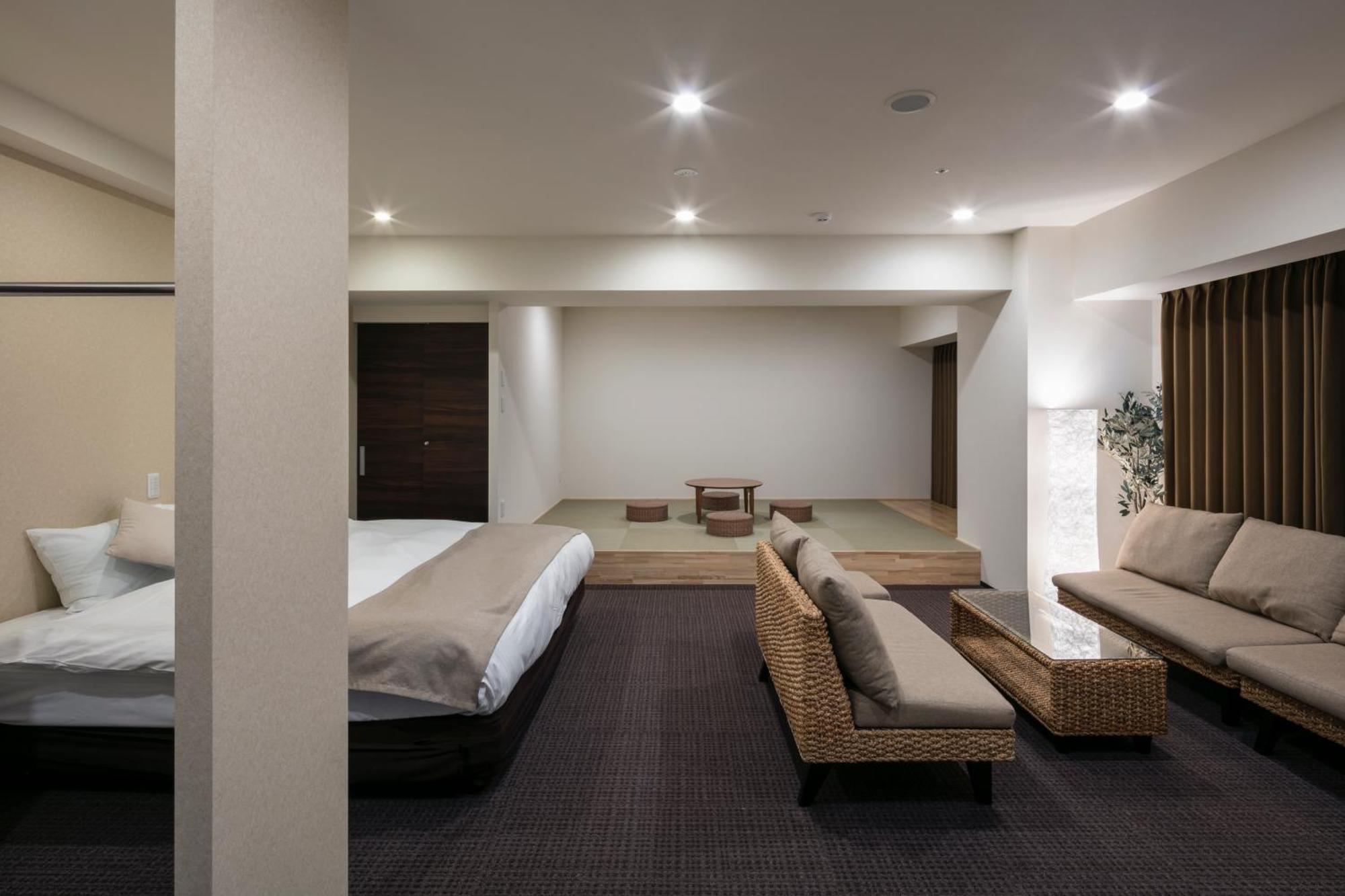 Randor Hotel Sapporo Suites Szoba fotó A room at the hotel