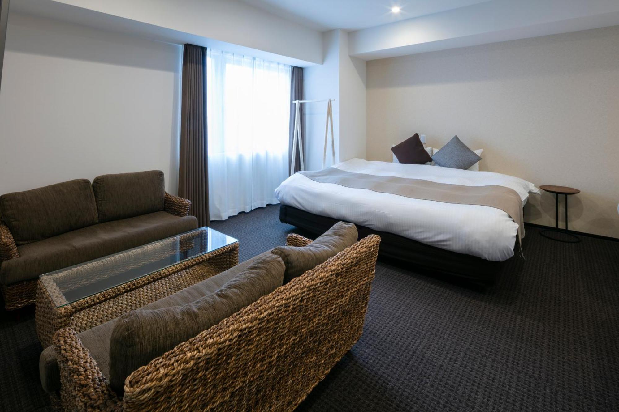 Randor Hotel Sapporo Suites Szoba fotó A room at the hotel